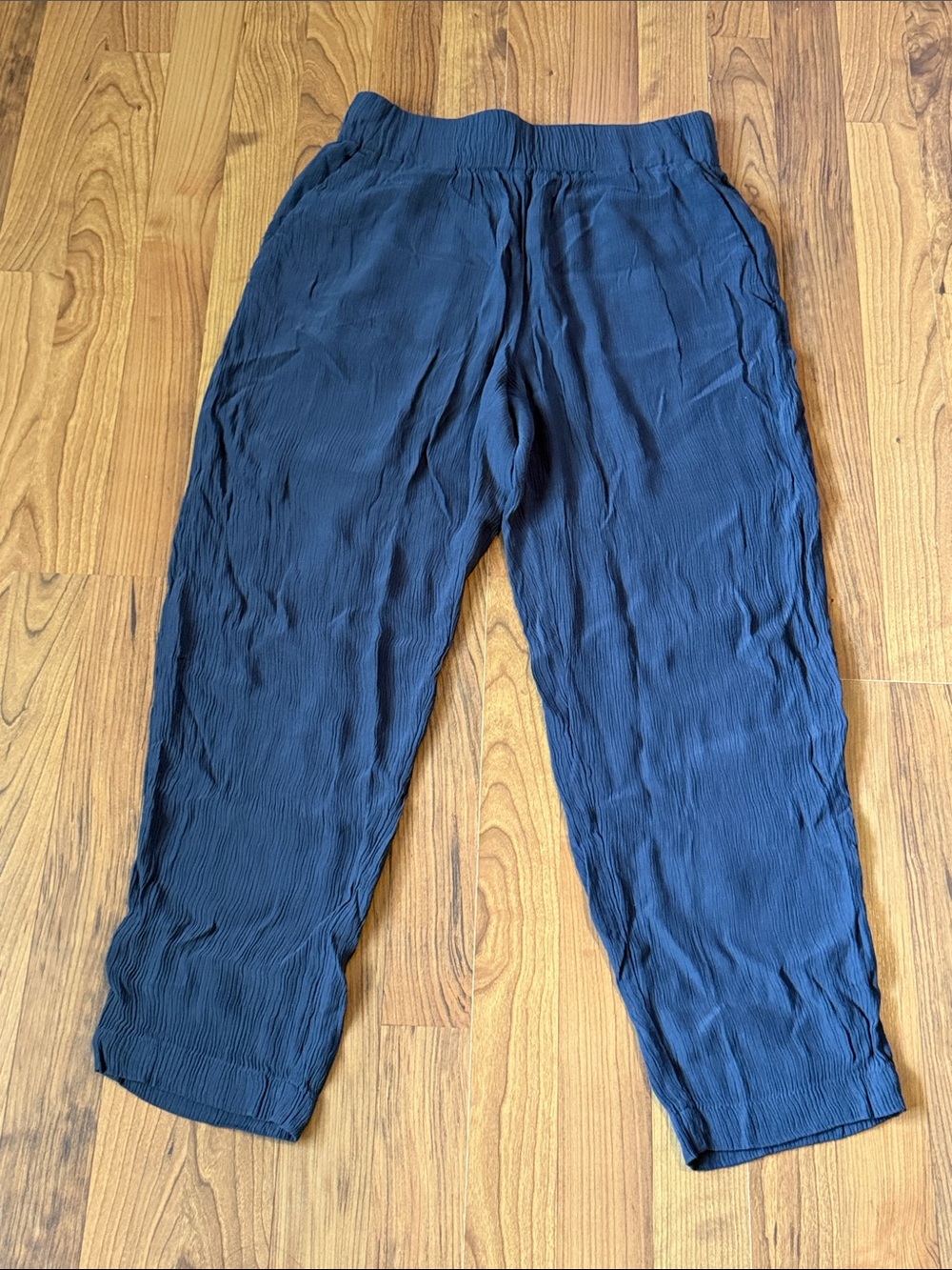 LOFT Outlet High rise Straight Gray Crinkle Pants